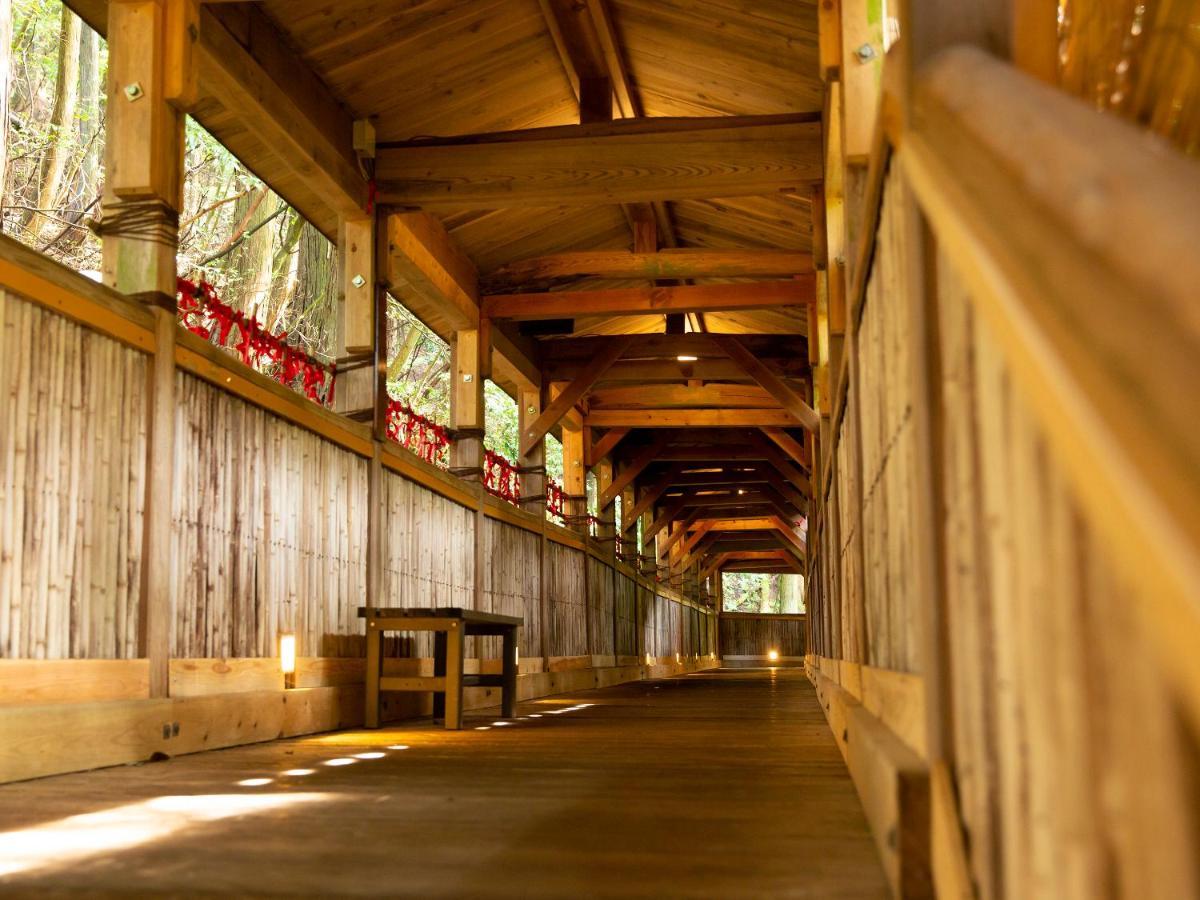 Отель Ooedo Onsen Monogatari Miyoshiya Shin'onsen Экстерьер фото